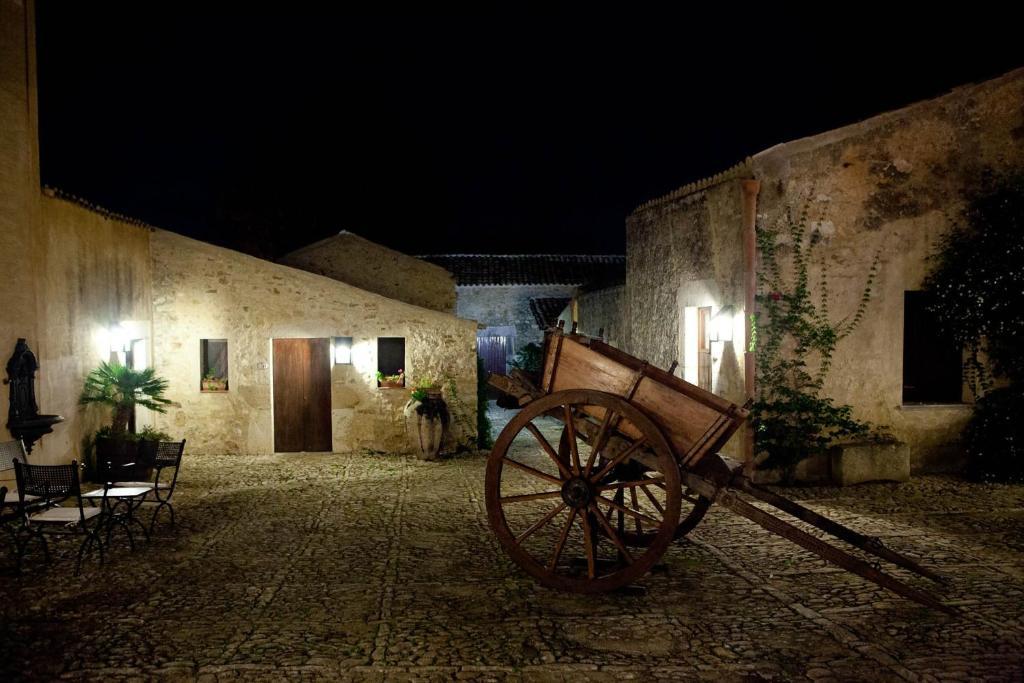 Agriturismo Baglio Fontana Buseto Palizzolo Buitenkant foto