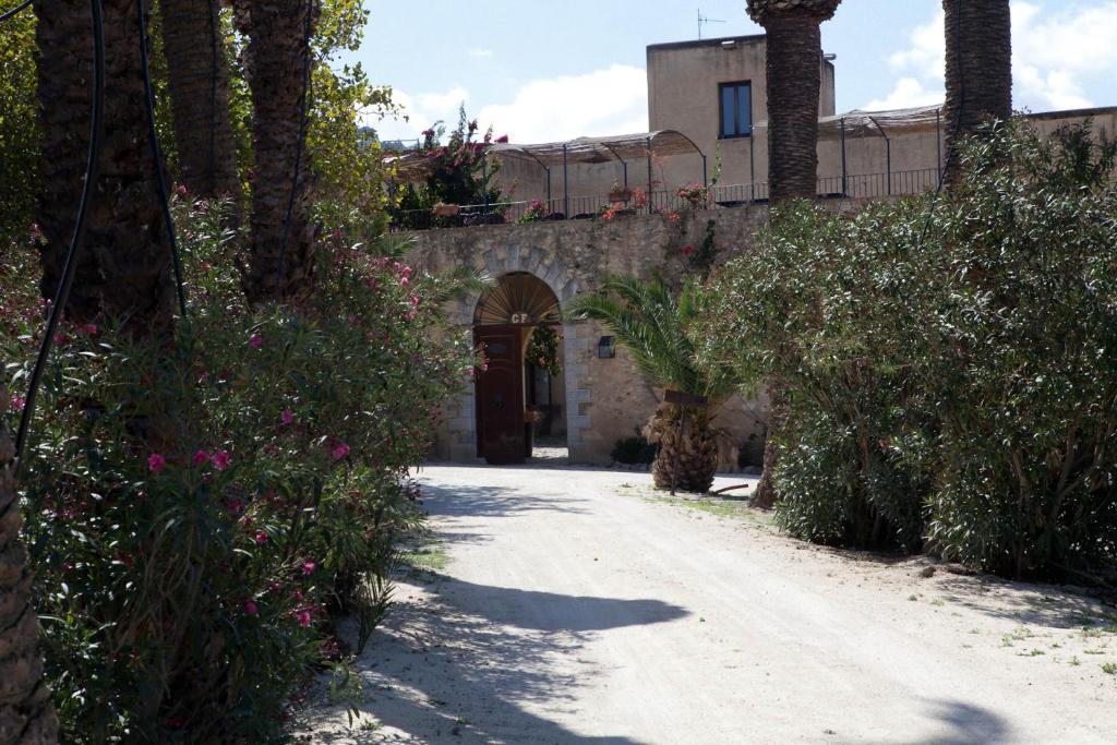 Agriturismo Baglio Fontana Buseto Palizzolo Buitenkant foto